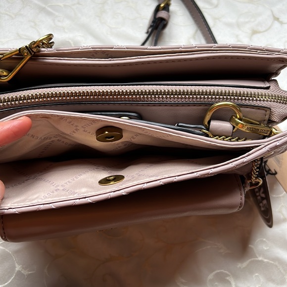 NWT STEVE MADDEN BELIAN Crossbody Bag Quilted 2PC🌹🌹 - Picture 9 of 17